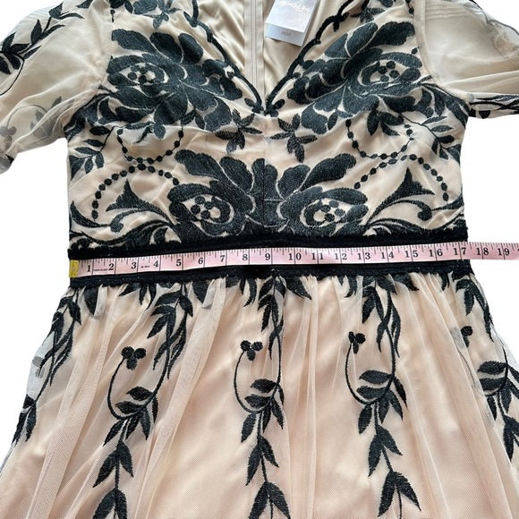 NWT A Beautiful Soul Arula Sz X 10/12 Sheer Floral Vneck Long Sleeve Maxi Dress - Picture 14 of 16